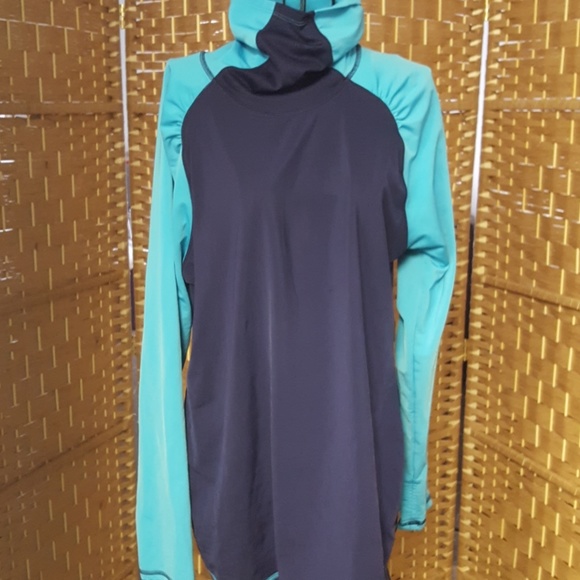 Champion Tops - Long sleeve t